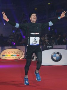 Zieleinlauf Frankfurt Marathon