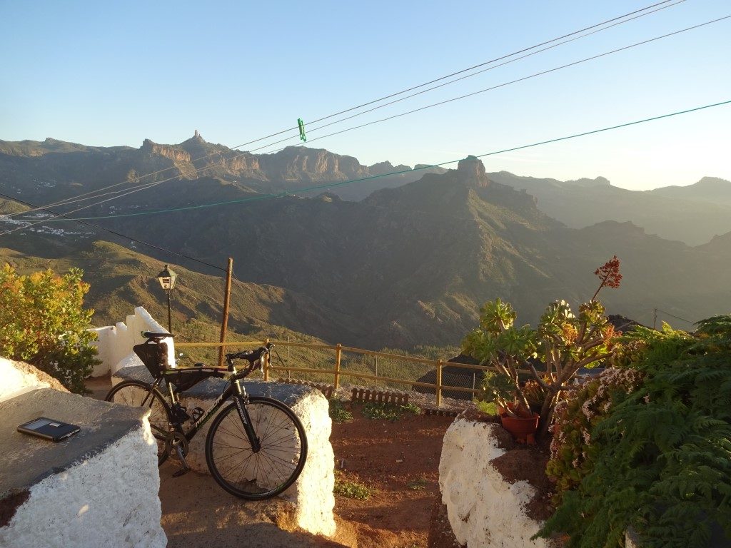 El Warung Cave Hostel Aussicht Artenara Gran Canaria