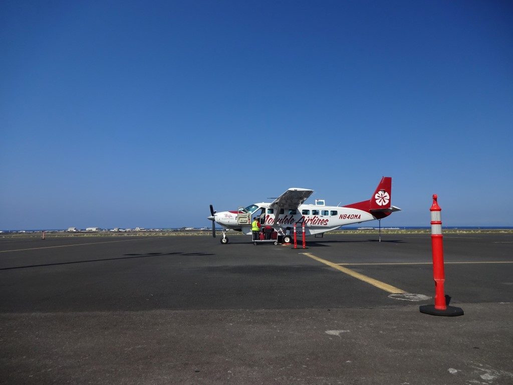 Mokulele Airlines Big Island Maui Hawaii