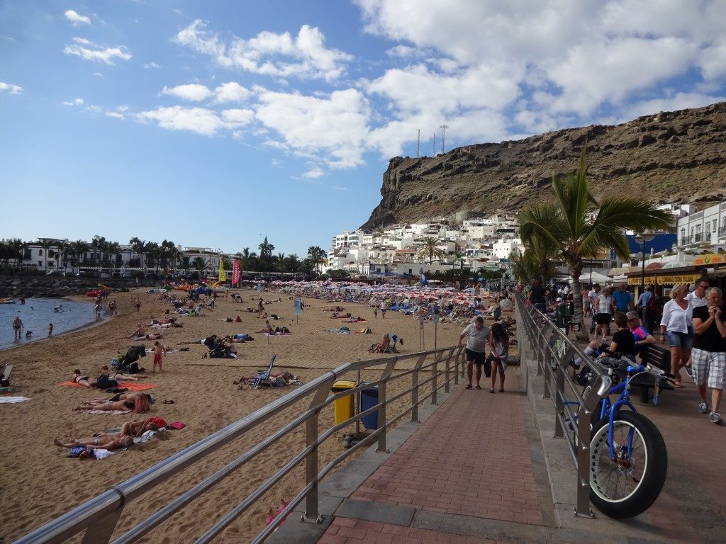 Strand Playa de Mogan Touristen Gran Canaria
