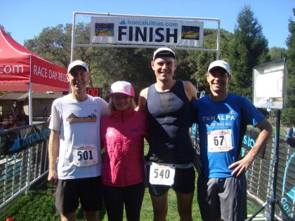 Golden Hills Trail Marathon Kalifornien Siegerehrung Podest 2. Platz