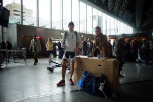 Radkiste Fahrrad Karton Flughafen Frankfurt