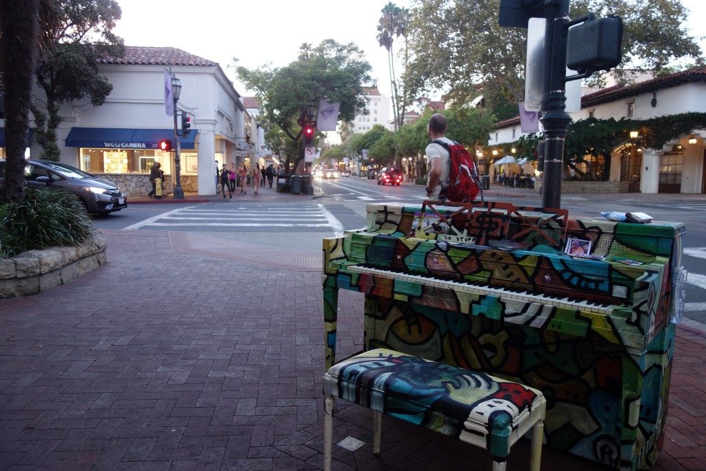 Downtown Stadtzentrum Santa Barbara Klavier