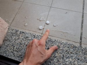 Gewitter Hagel Hagelkörner Pescara Italien