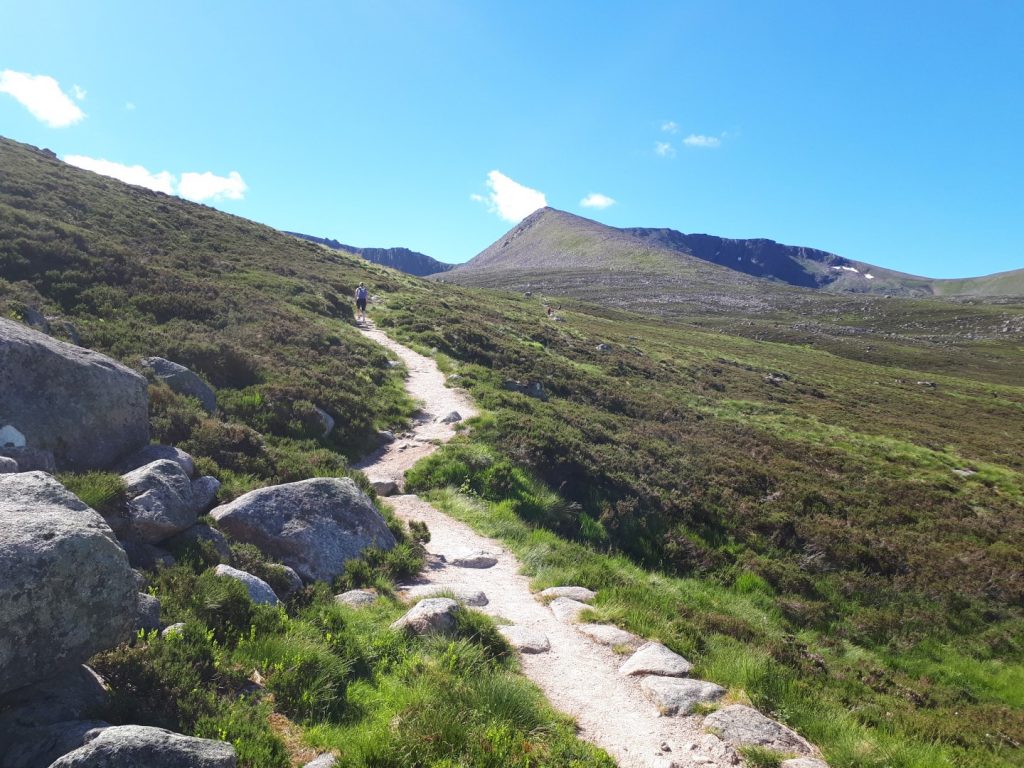 Skilift Trail Berge Cairngorms Nationalpark Highlands Schottland