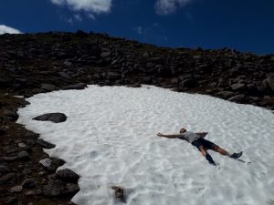 Schnee Schneereste Cairngorms Nationalpark Highlands Schottland