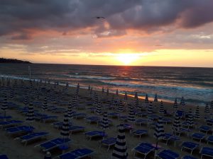 Sonnenuntergang Cefalu Sizilien Italien