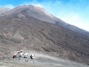 Ätna Vulkan Jeep Bus Sizilien Italien