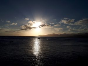 kurz vor Sonnenuntergang Puerto del Carmen Lanzarote Kanaren