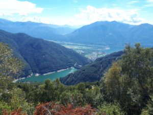 Aussicht Stausee Lago Vogorno Tenero Tessin Schweiz