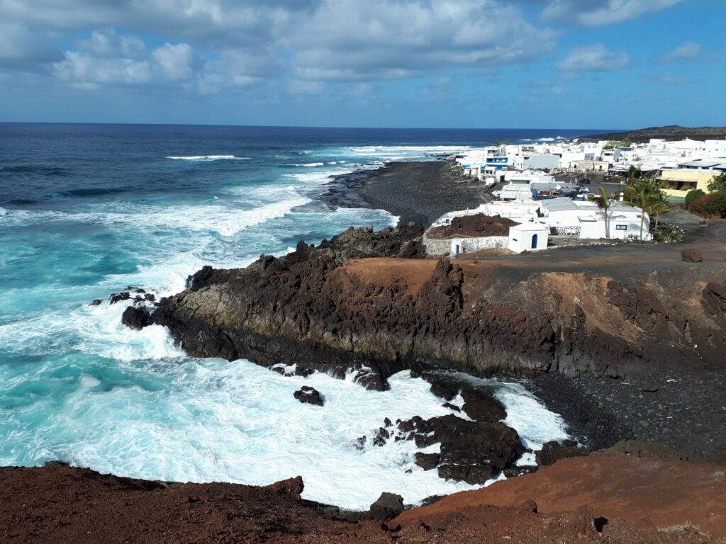 Küste Brandung El Golfo Lanzarote Kanaren