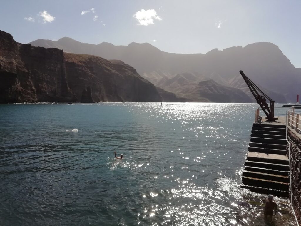 Schwimmen Baden Puerto Nieves Gran Canaria Kanaren Spanien