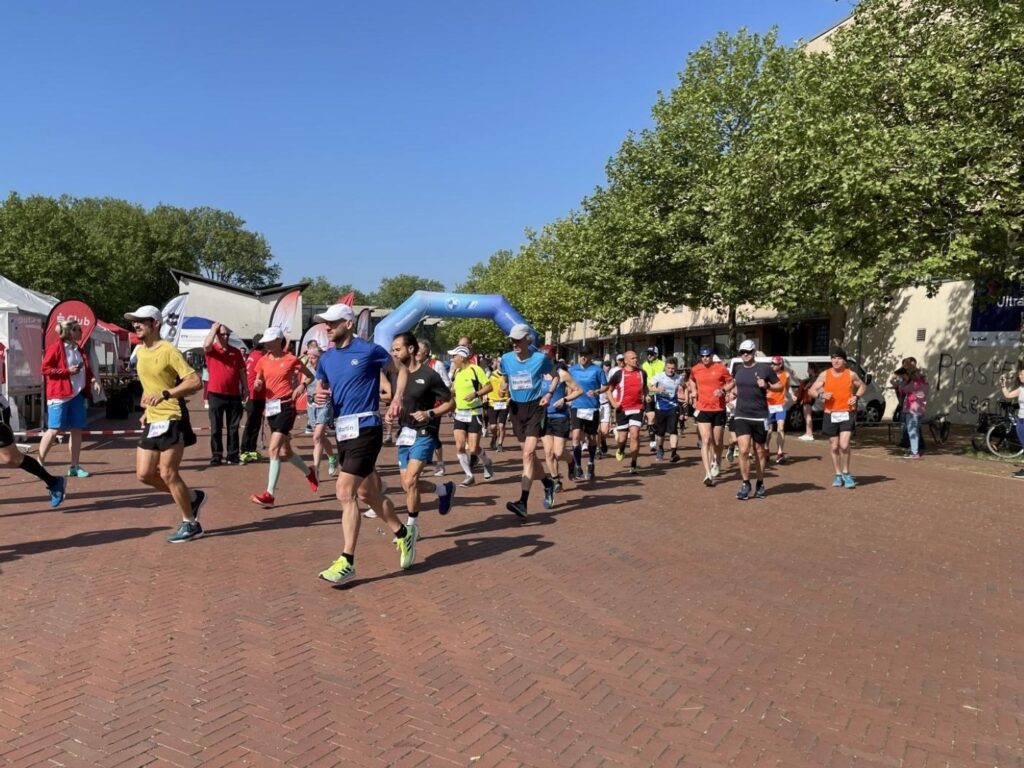 Start 24 Stunden Lauf Deutsche Meisterschaft Bottrop 2022