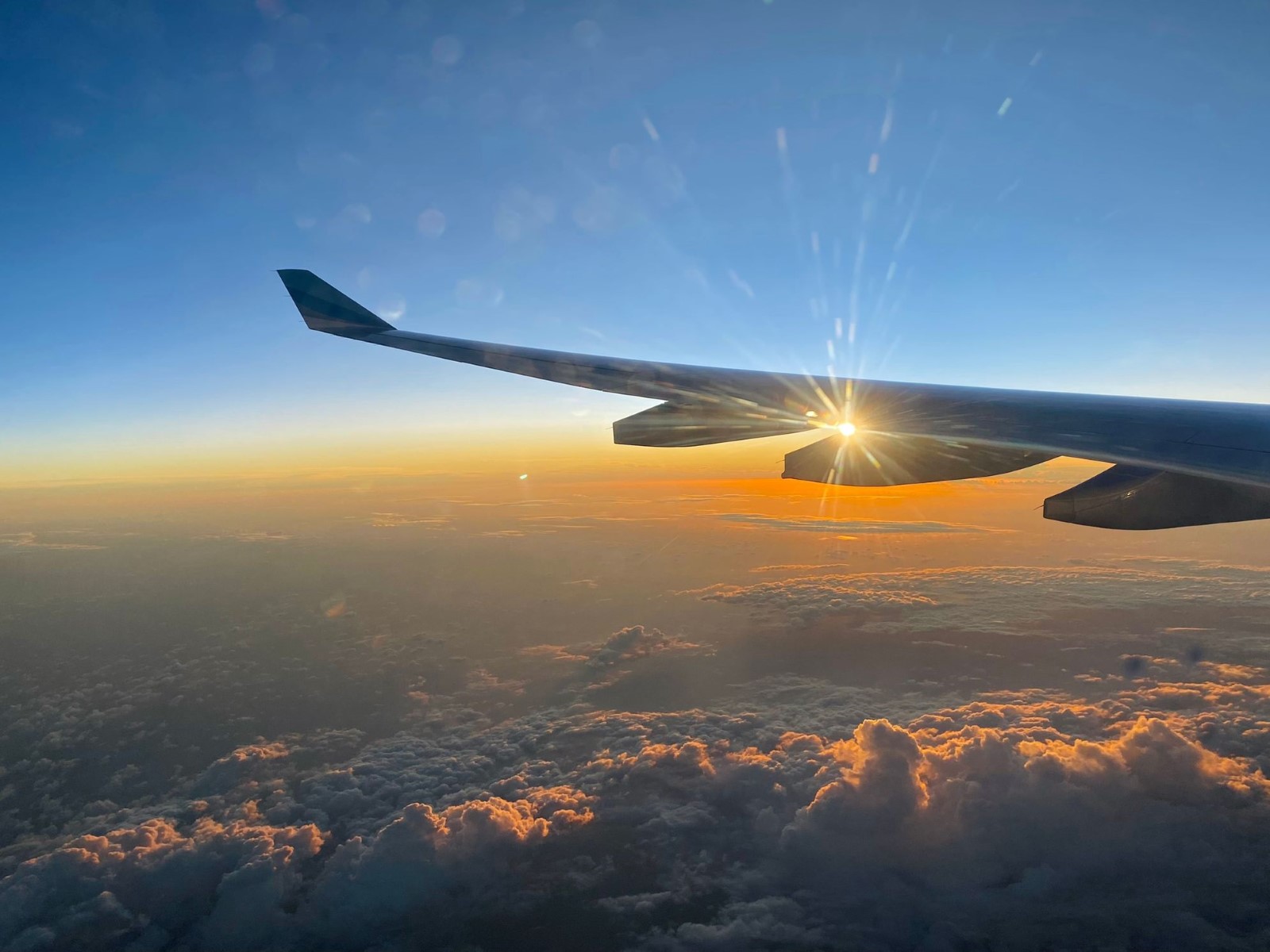 Mauritius Hinflug Eurowings Sonnenaufgang